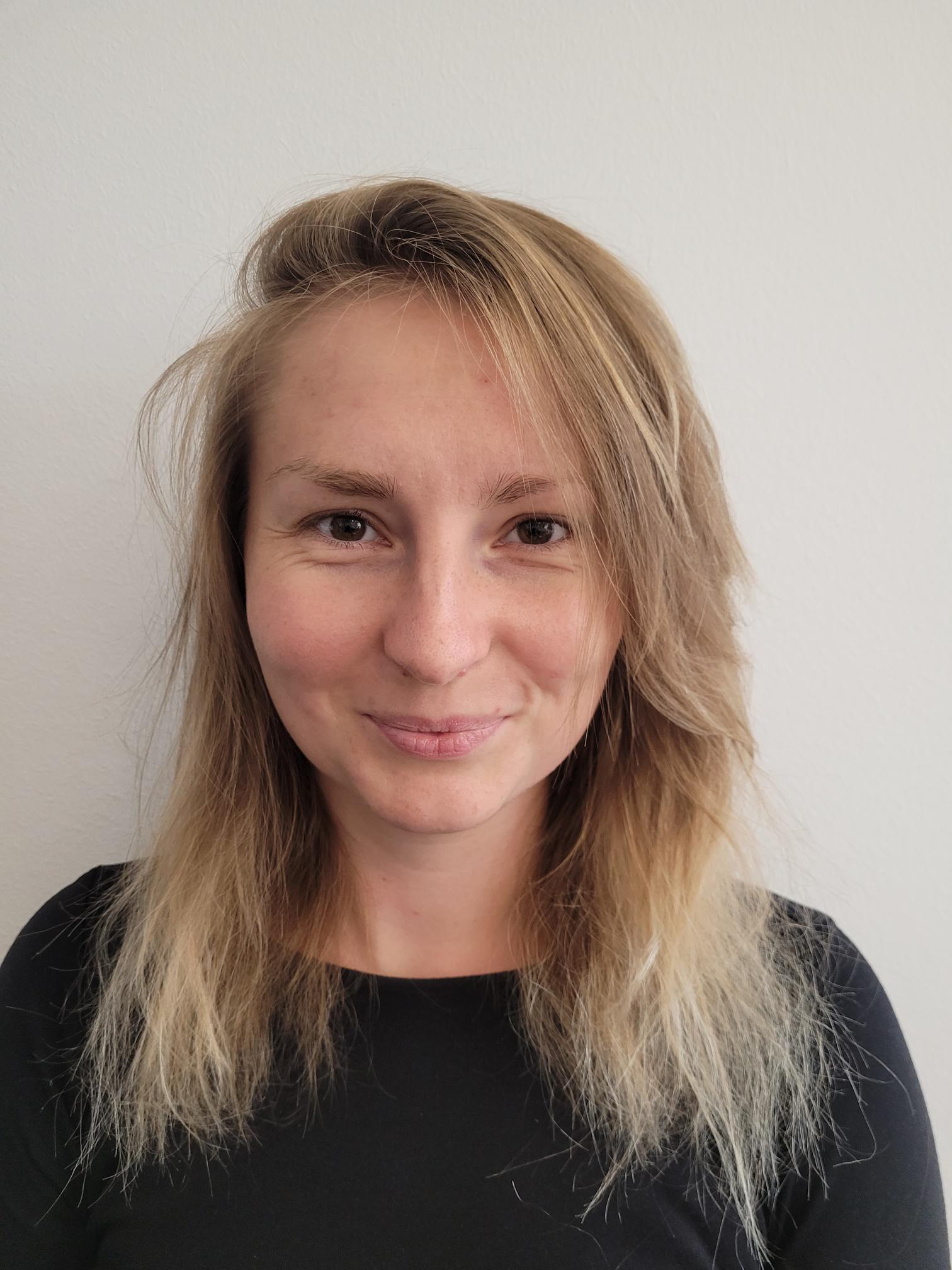 Klaudia Professional
